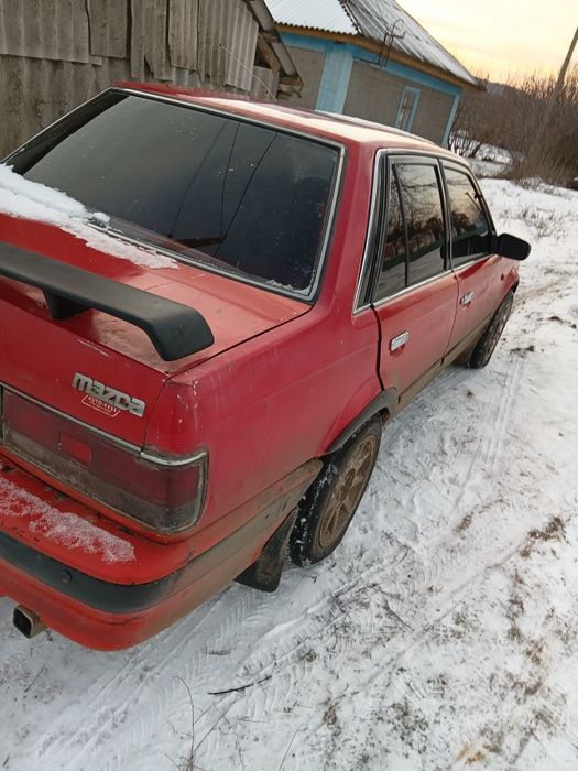Продам мазду 323