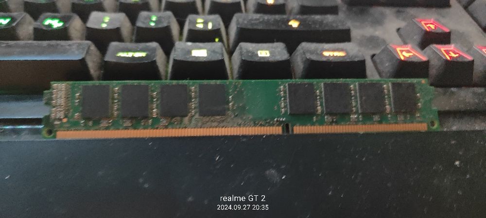 Mam na sprzedasz pamięci RAM DDR 3 8 GB 1600