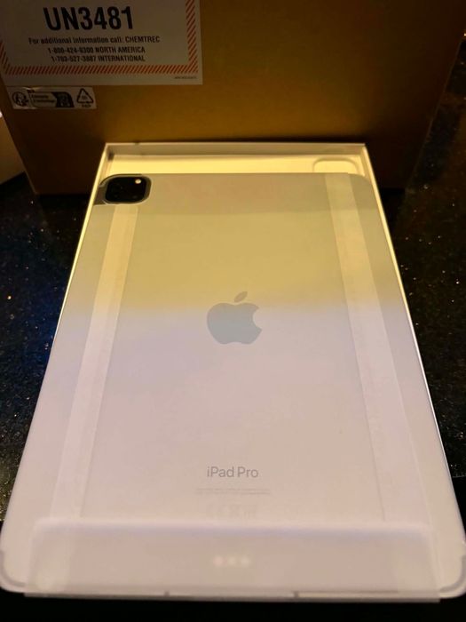 NIEUŻYWANY 2TB IPad Pro 11-inch (4th Generation) Wi-Fi + Cellular