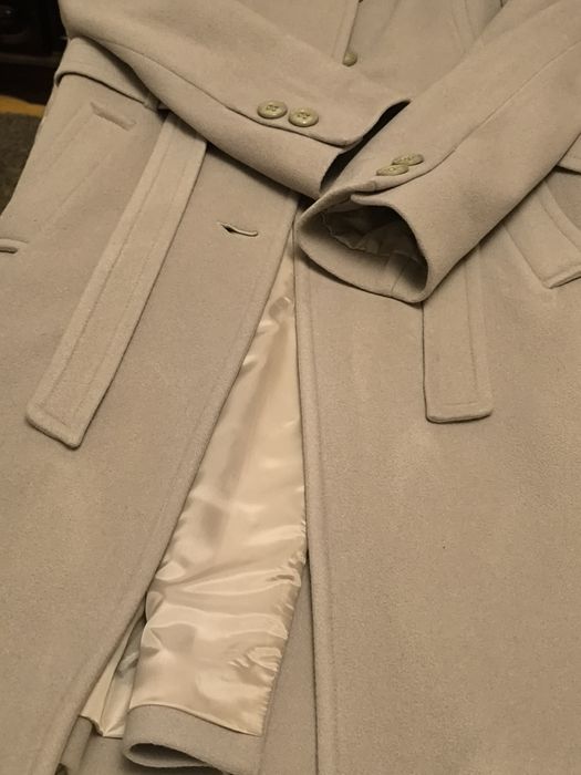 Casaco de fazenda com 70% de lã. Veste M/L Vendo por 35 E +portes