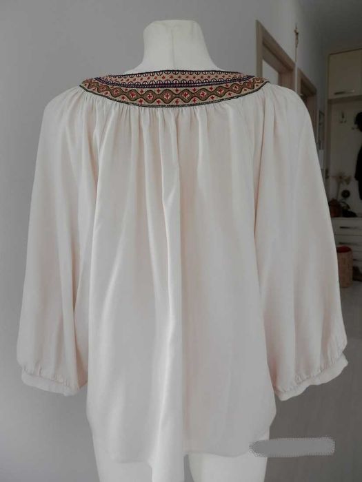 Bluzka Kremowa Obłędny Haft w stylu Etno Boho Mango S/M