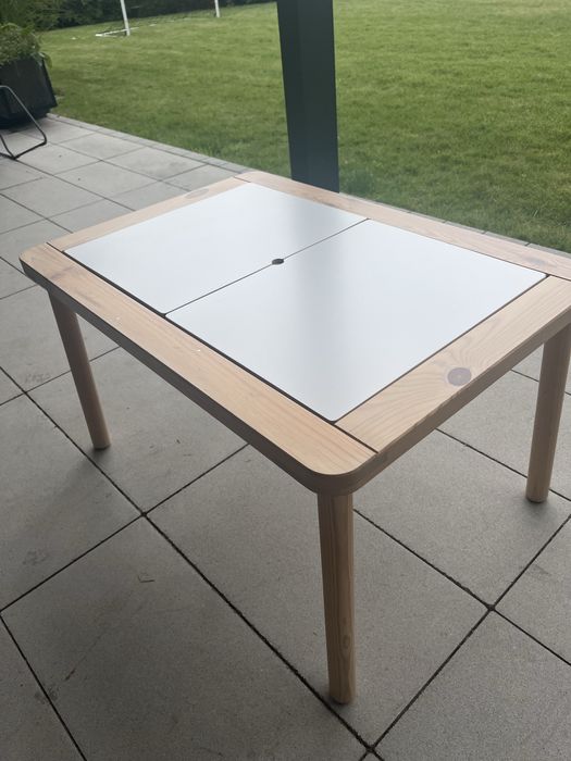 Stolik FLISAT IKEA dla dzieci