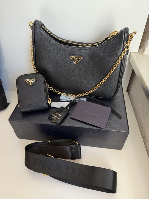 Vendo mala praticamente nova