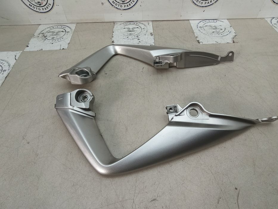 Pegas apoio traseiroHonda VFR800X