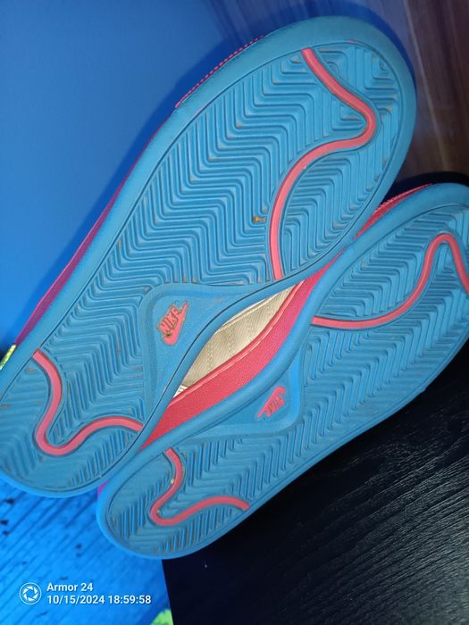Buty Nike  damskie 36.5