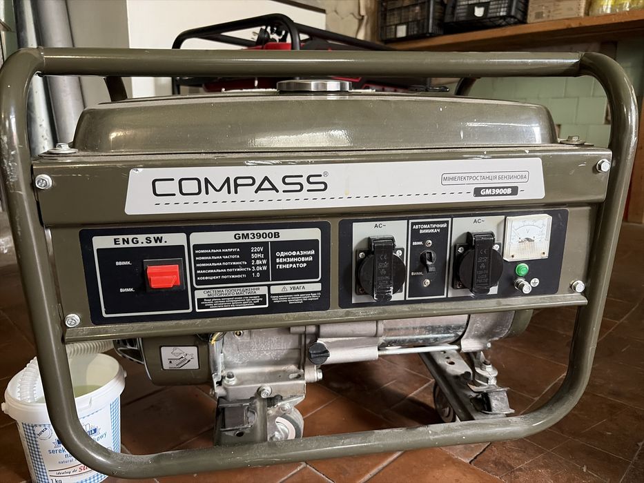 Генератор Compass gm3900в 3 кв