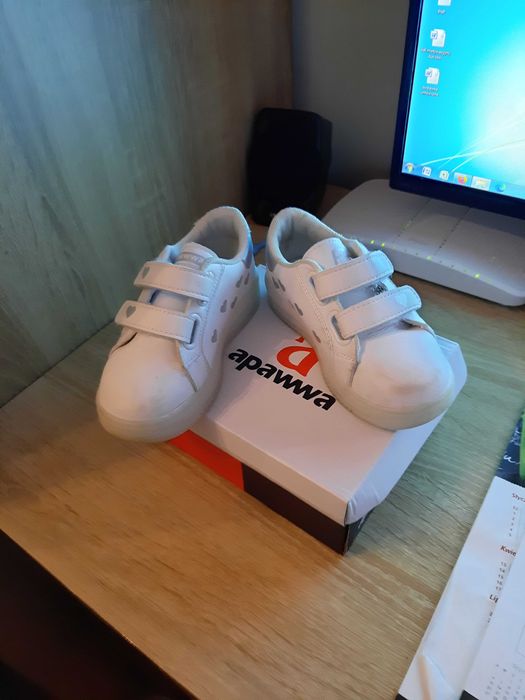 Buty Apawwa świecące rozmiar 25 (A-02)