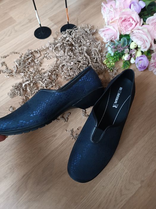 Брендовые  весенние туфли. Германия. Р 41. Новые