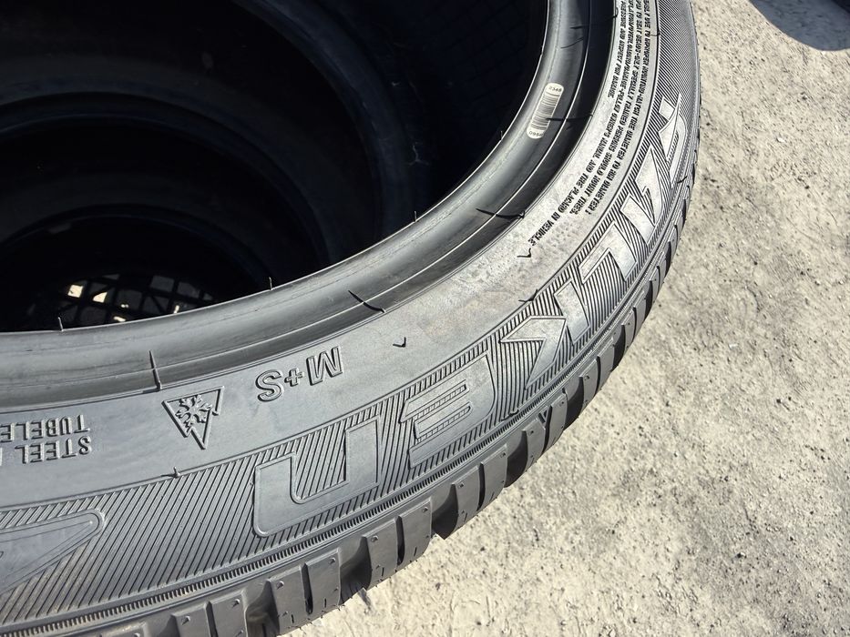 245/45 r19 Falken EuroWinter НОВАЯ Резина зимняя