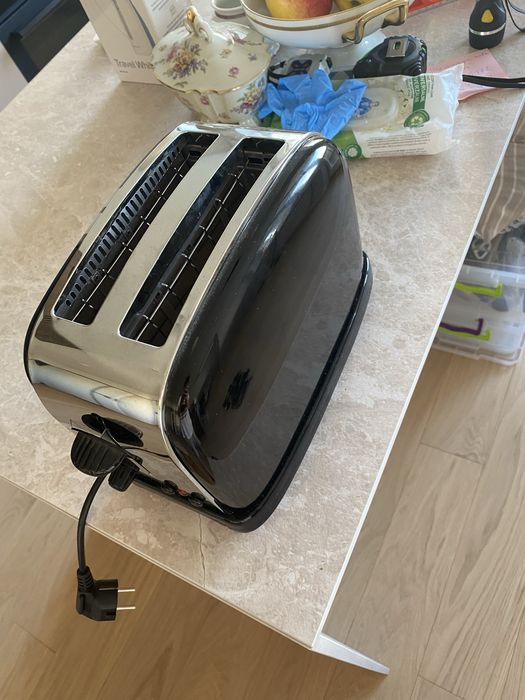 Toster Russell Hobbs