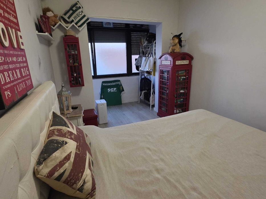 Moradia em Vale Milhaços, Corroios