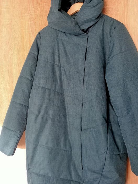 Pikowany płaszcz Reserved r 36