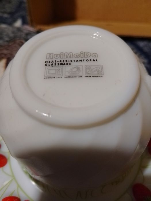 Продам сервіз на 6персон