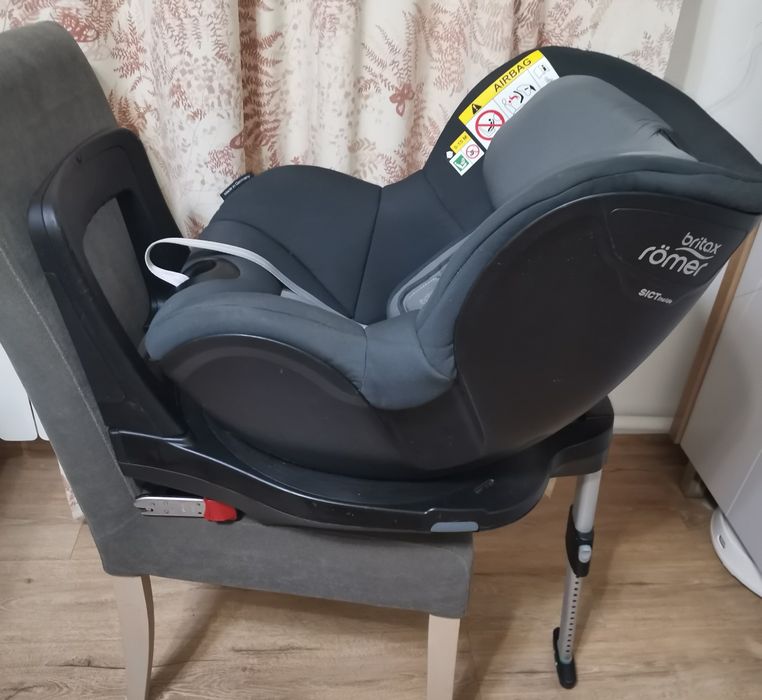 Britax Romer Dualfix M i-size, obrotowy,  9-18 kg