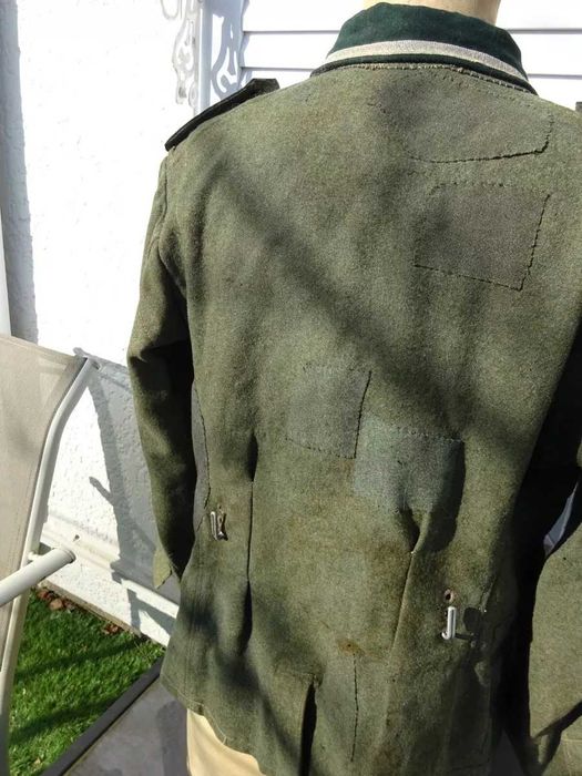 Casaco militar alemão da Segunda Guerra Mundial (Feldbluse), cor feldgrau, artigos militares