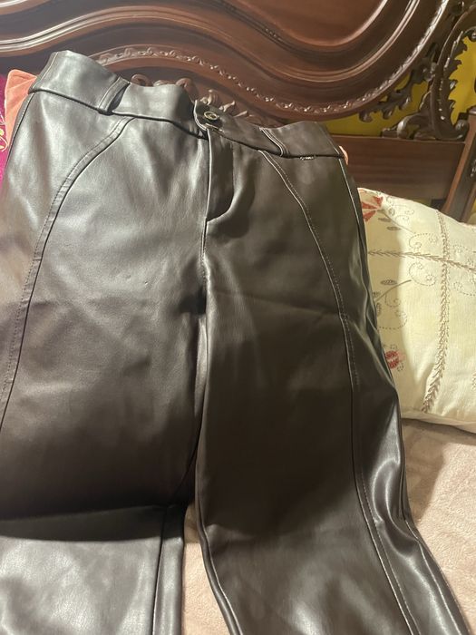 Calça ecopele castanhas