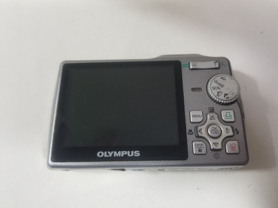 Фотоаппарат Olympus M-700
