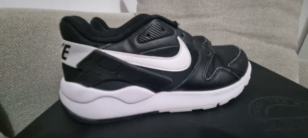 Nike LC VICTORY  unisex