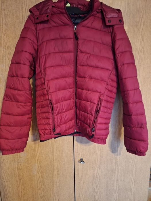Kurtka czerwona meska bershka,r.S