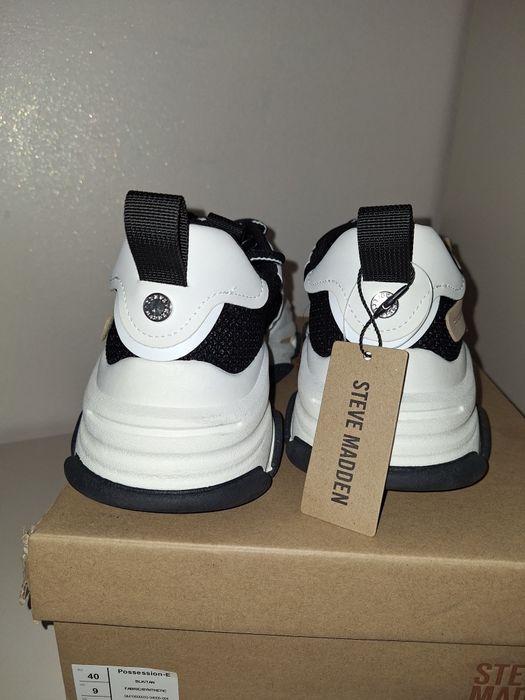 Steve Madden possession adidasy.