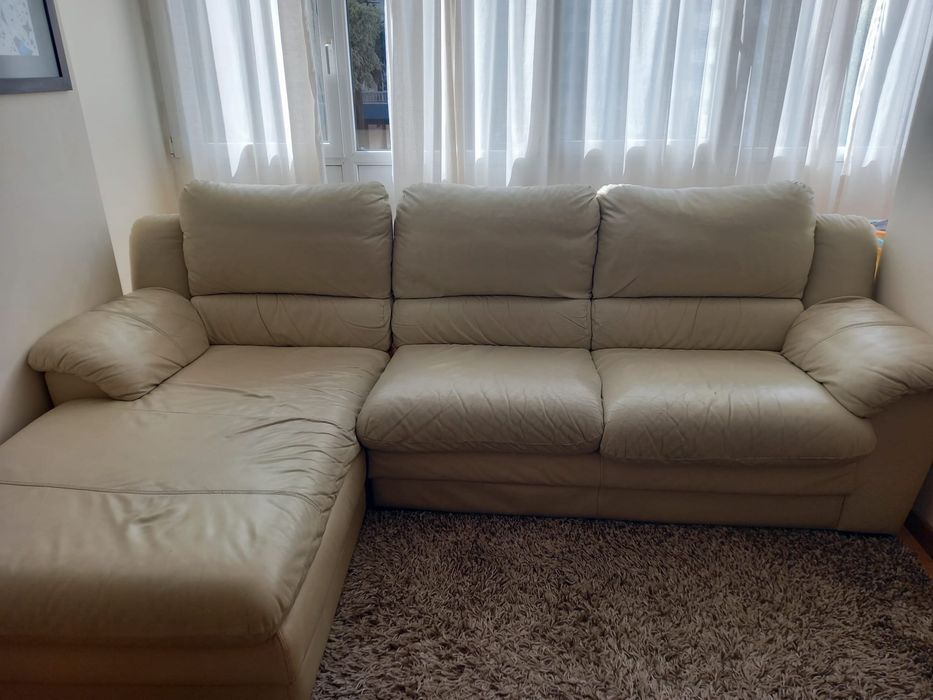 Sofá chaise longue amarelo torrado