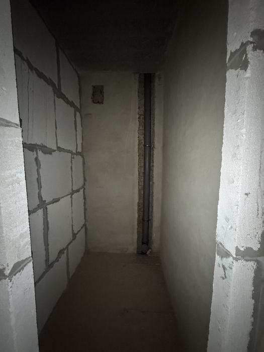 Продам сирець, 2 кімнатну квартиру + кухня-студія із індив.газовим оп