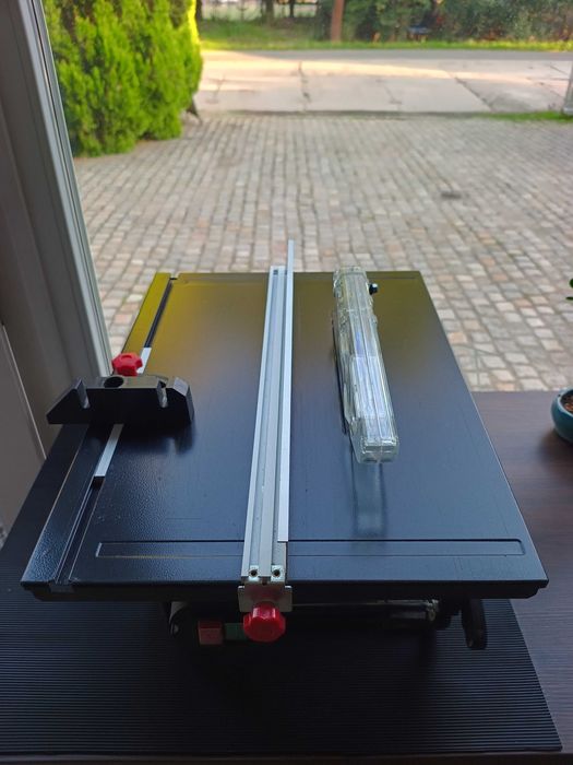 Pilarka piła stołowa 800W TS200/800