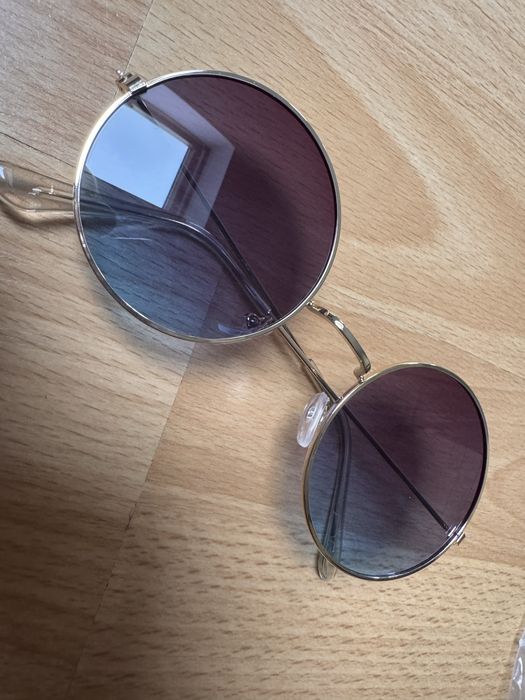 Okrągłe okulary lenonki