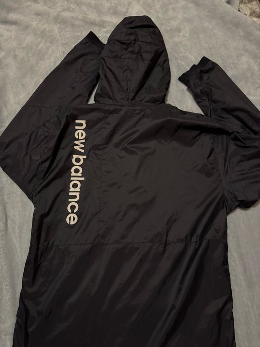Ветровка New balance