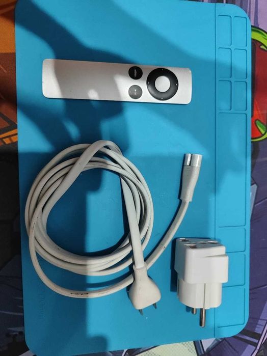 Mac Mini I5 8GB-Ram SSD 126gb Com Cabo, Controlo IR e Adaptador VGA