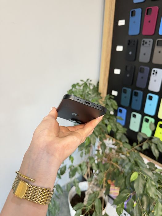 iPhone 15 128GB Black