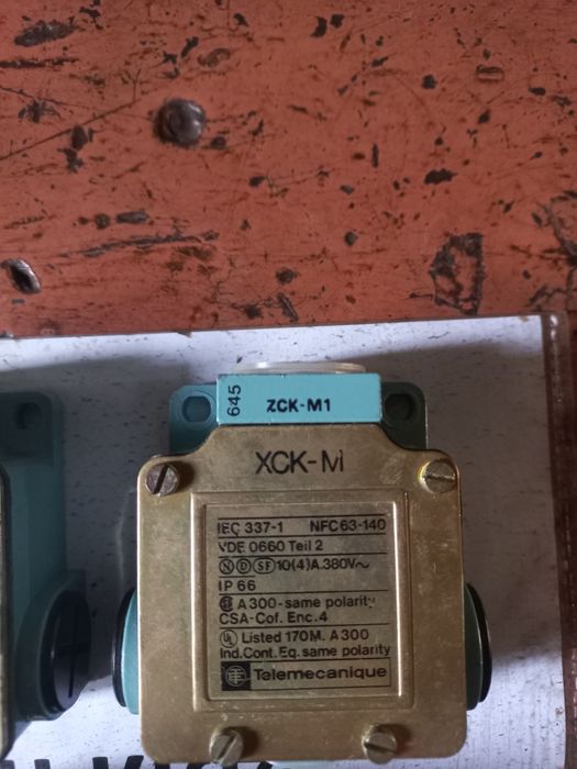 Концевой выключатель