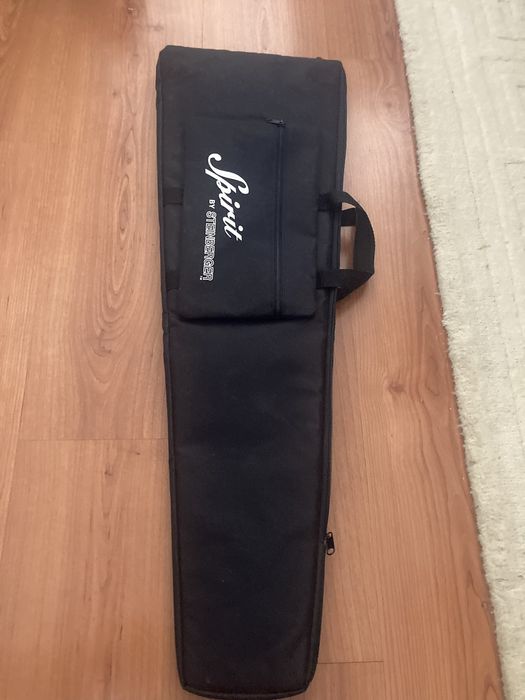Estojo para  guitarra baixo msrca Steinberger