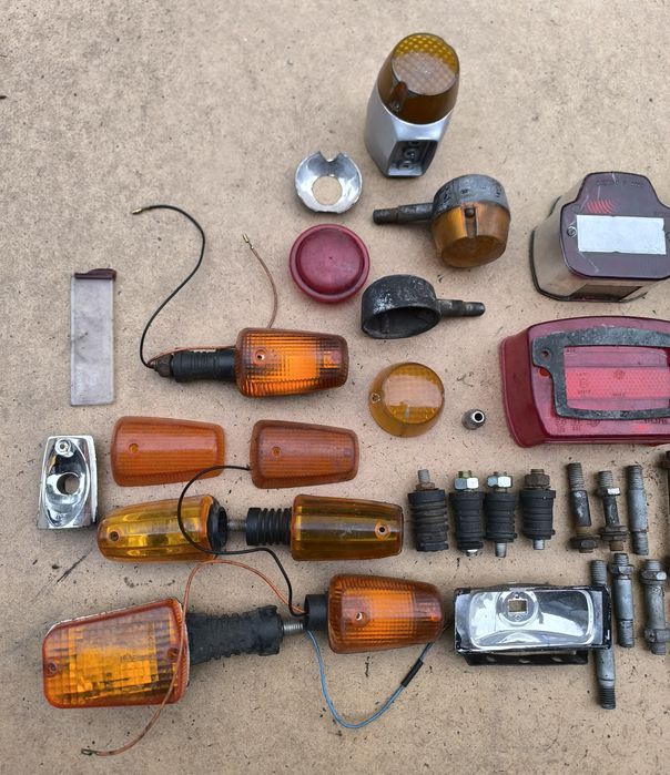 Резиновые накладки на бак,Резинки бака,Стопы,Мото зеркала