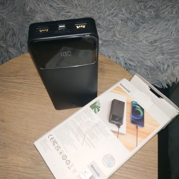 Павербанк з дісплеем Baseus 20000 mAh. Quick Charge 3.0