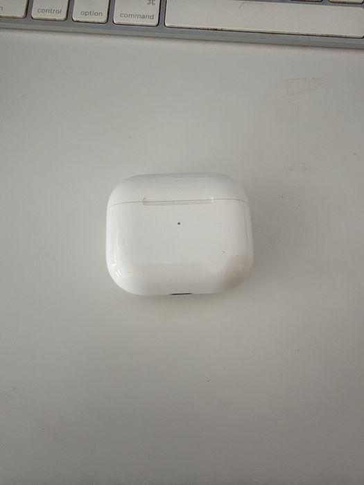 Vendo caixa de air pods 3 original apple