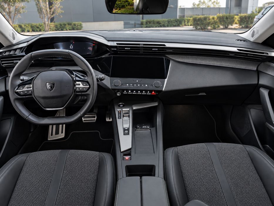 Peugeot 308 SW BlueHdi Automática 2024