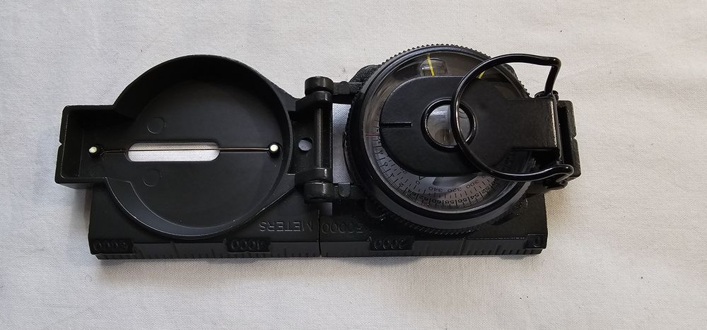 Bussola Militar como nova