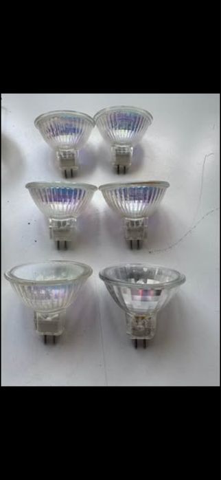 Luzes para embutir e fichas