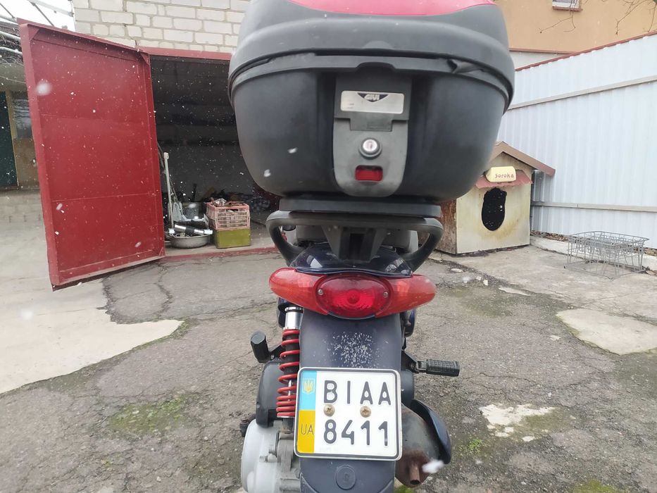 Скутер Априлия Скарабео 100 4Т