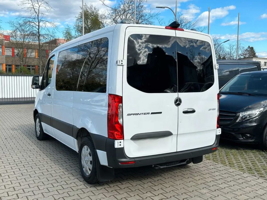 Mercedes-Benz Sprinter      2021