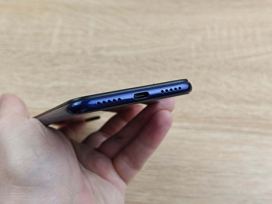 Продам Redmi Note 7 Pro (6/128GB)