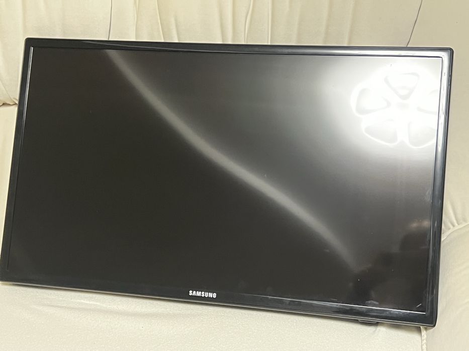 Продам Samsung 32