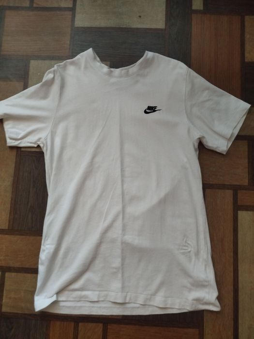 Футболка NIKE...