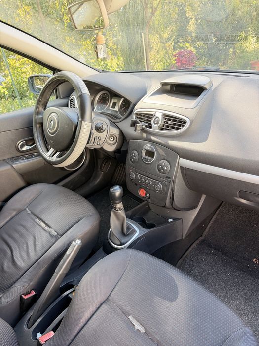 Vendo carro Renalt clio