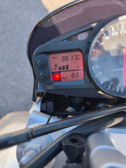 Vendo Suzuki GSR 600