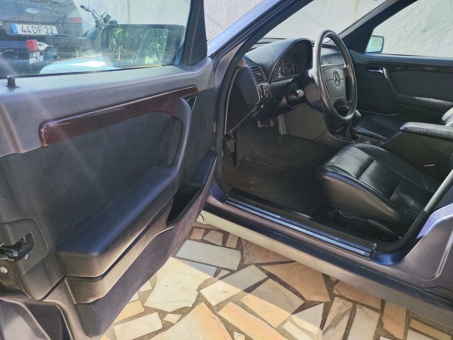 Mercedes C250 turbo diesel w202