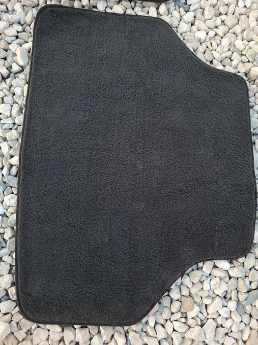 Dywaniki BMW E60 E61 Anglik Czarne Komplet