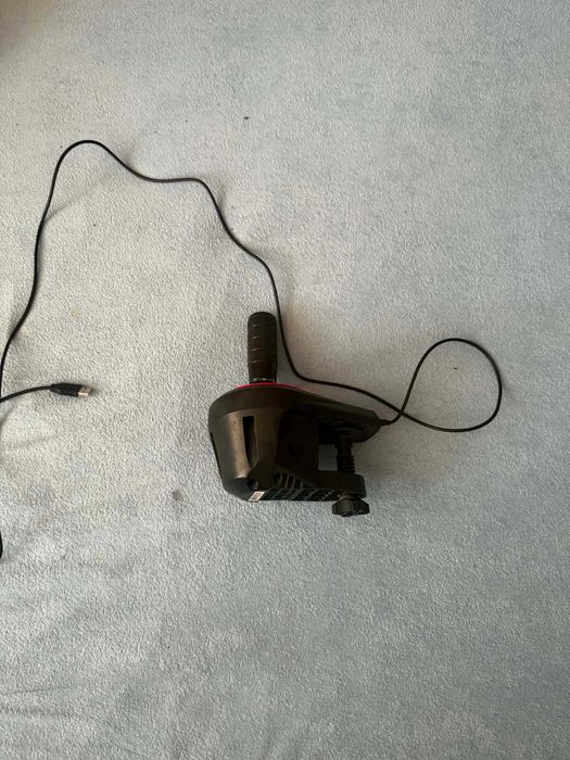Shifter Thrustmaster TH8S