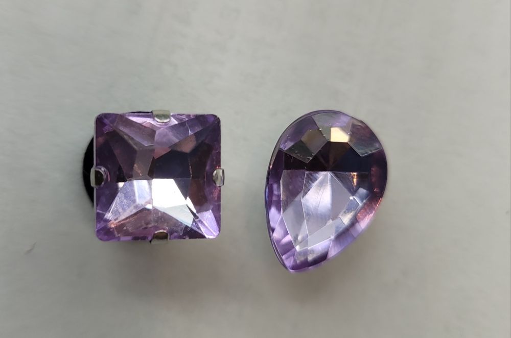 Przypinki do crocs Fioletowe kryształy